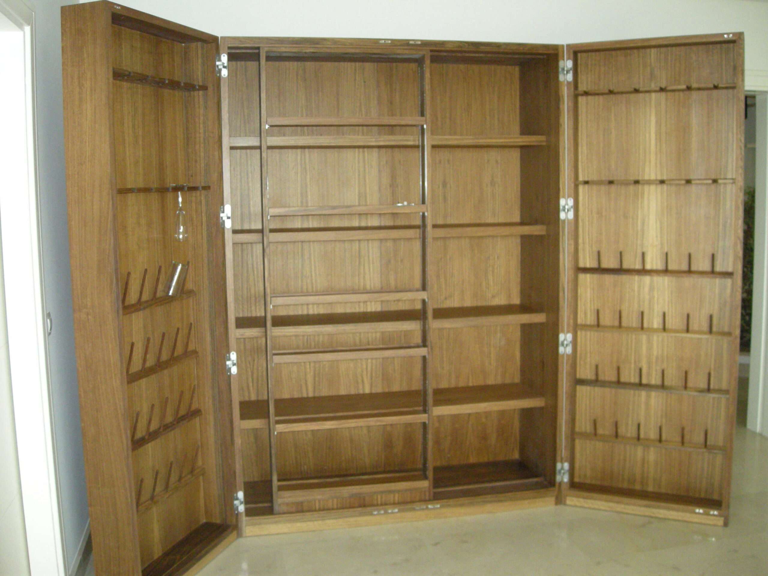 Portfolio - Decoración - Armario Cubertero Mongoy